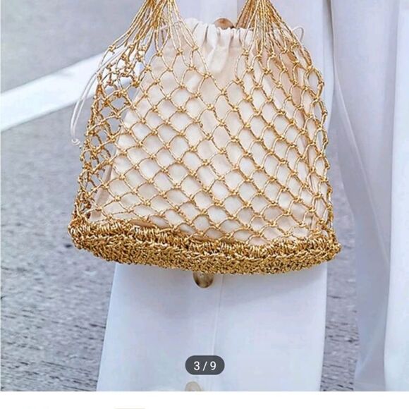 Elegant Gold Mesh Tote Bag - Picture 4 of 9